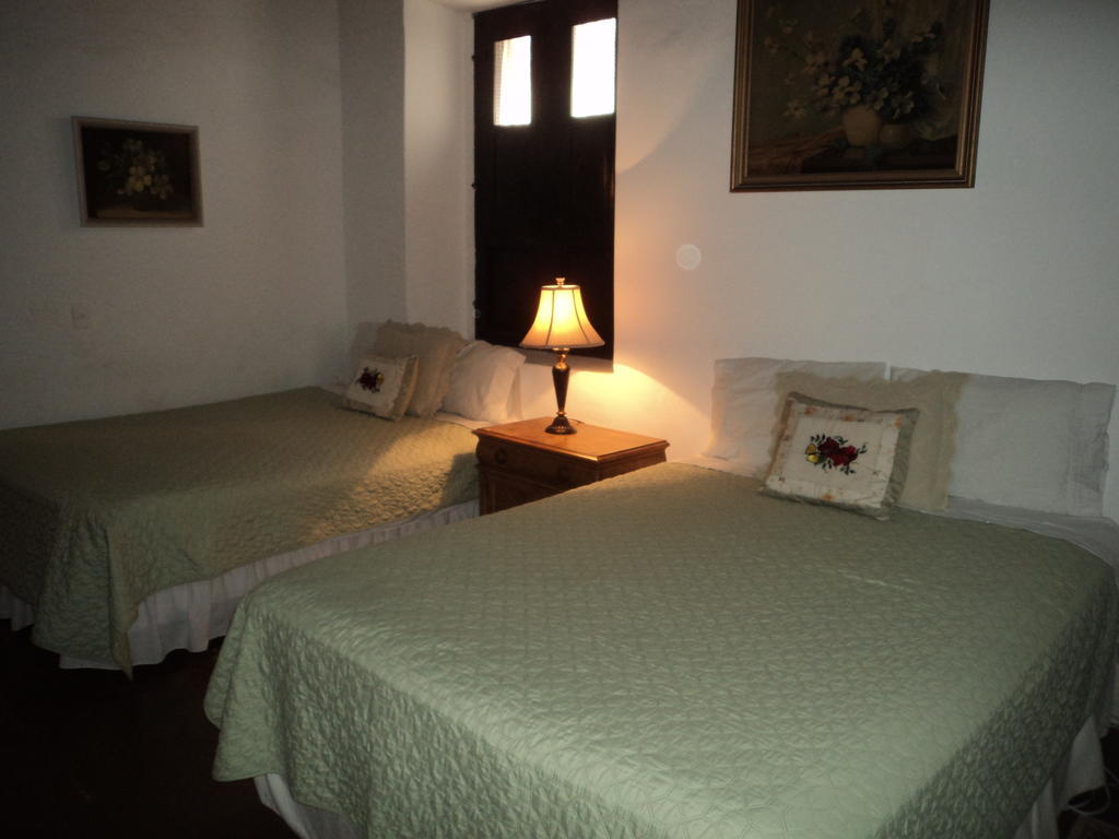 Luz Del Sol Bed & Breakfast Alamos Room photo